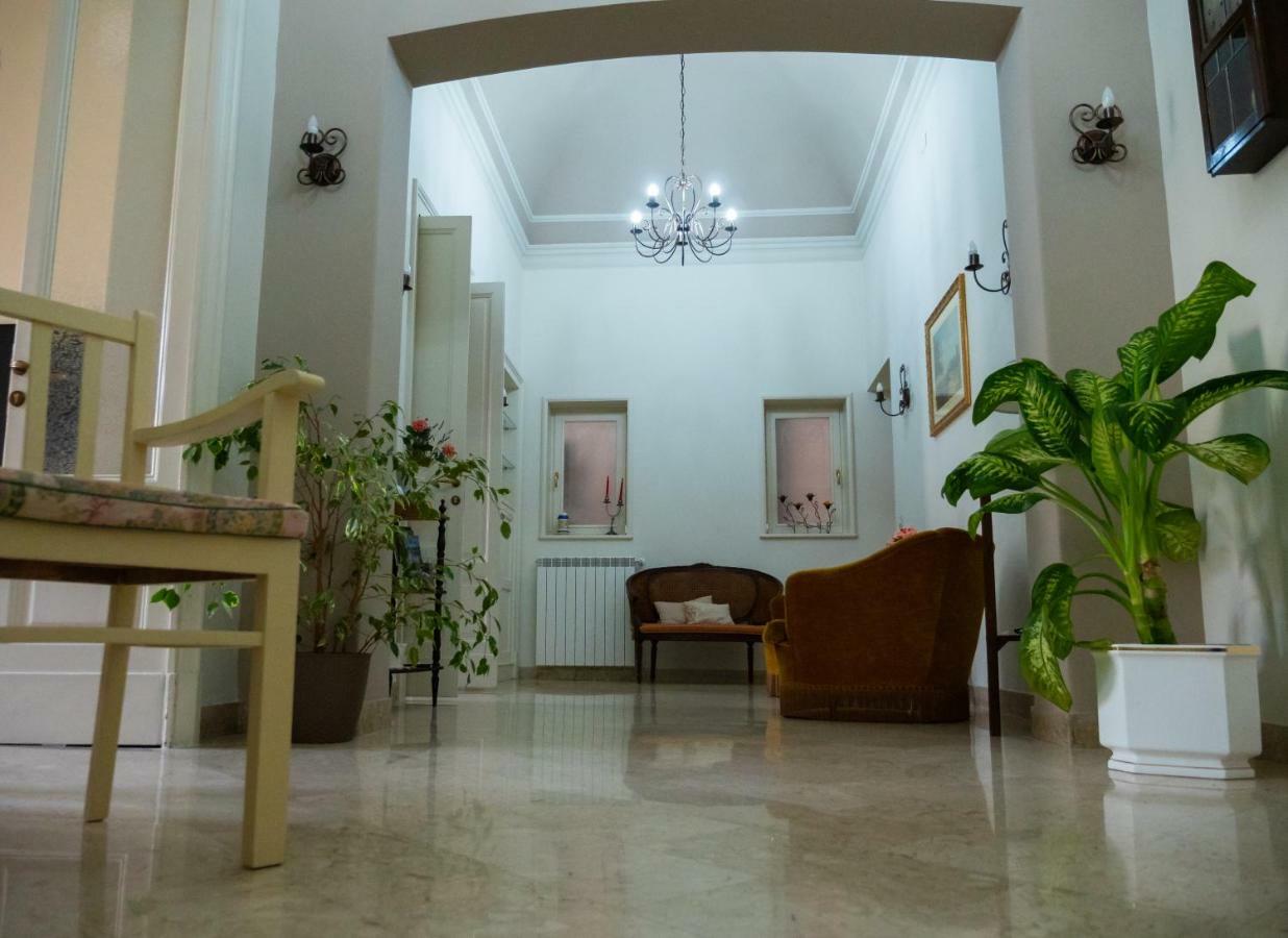Antico Corso Bed & Breakfast 3*